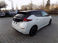 Gebraucht Nissan Leaf Tekna 160 kW (218 PS) 2024 Pearl white peareffekt dach Kleinwagen