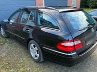 Gebraucht Mercedes E320 Avantgarde 204 PS (150 kW) 2003 Schwarz Kombi