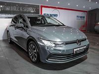 Gebraucht VW Golf VII Active 150 PS (110 kW) 2021 Delfingrau Kleinwagen