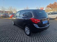 Używany Opel Meriva Active 140 KM (102 kW) 2012 Czarny Minivan