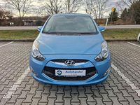 Gebraucht Hyundai ix20 Style 90 PS (66 kW) 2011 Blau Kleinwagen