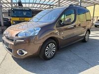 Gebraucht Peugeot Partner Tepee Outdoor 120 PS (88 kW) 2013 Gold Van / Kleinbus