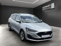 Gebraucht Ford Focus 120 PS (88 kW) 2022 Silber Limousine