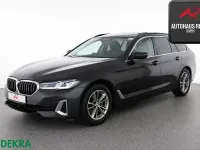 Gebraucht BMW 520 Luxury Line 190 PS (139 kW) 2023 Grau Limousine