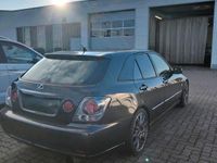 Gebraucht Lexus IS200 155 PS (114 kW) 2004 Grau Kombi