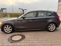 Gebraucht BMW 118 122 PS (89 kW) 2005 Grau Kleinwagen