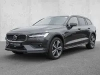 Gebraucht Volvo V60 CC Ultimate 197 PS (144 kW) 2023 Platinum grey / metallic Kombi