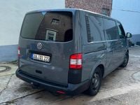 Gebraucht VW Transporter 180 PS (132 kW) 2010 Grau Van
