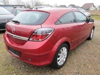 Gebraucht Opel Astra GTC Edition+ 105 PS (77 kW) 2007 Rot Coupé
