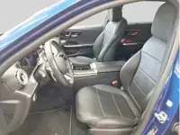 Gebraucht Mercedes C300 197 PS (144 kW) 2024 Blau Kombi