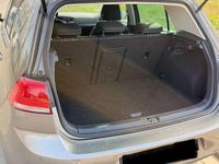 Gebraucht VW Golf VII LOUNGE 125 PS (91 kW) 2015 Grau Limousine