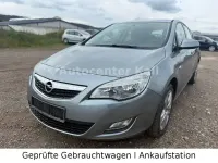 Gebraucht Opel Astra Edition 87 PS (63 kW) 2012 Silber Limousine