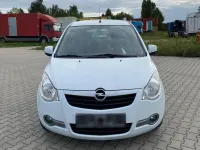Gebraucht Opel Agila 65 PS (47 kW) 2009 Weiß Kleinwagen