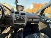 Usata VW Touran 105 CV (77 kW) 2009 Grigio Monovolume