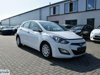 Gebraucht Hyundai i30 Classic 90 PS (66 kW) 2015 Weiß