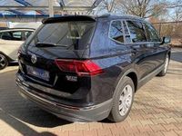 Gebraucht VW Tiguan Allspace Highline 179 PS (131 kW) 2018 Deepblackperleffekt SUV