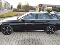Gebraucht Mercedes C180 122 PS (89 kW) 2021 Obsidianschwarz  metalliclack Kombi