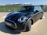 Gebraucht Mini Cooper 136 PS (100 kW) 2022 Schwarz Kleinwagen