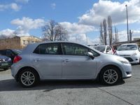 Gebraucht Toyota Auris Life 101 PS (74 kW) 2009 Blau Kleinwagen