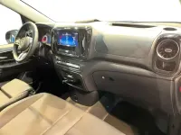 Gebraucht Mercedes Vito 237 PS (174 kW) 2025 Obsidianschwarz metallic Van
