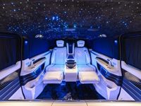 Gebraucht Mercedes V300 237 PS (174 kW) 2024 Schwarz Van / Kleinbus