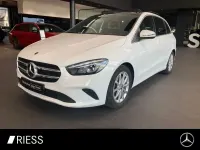 Gebraucht Mercedes B200 Progressive 163 PS (119 kW) 2020 Weiß Kleinwagen