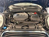 Gebraucht Mini Cooper 136 PS (100 kW) 2018 Blau Kleinwagen