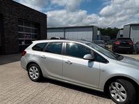 Gebraucht Opel Astra 110 PS (80 kW) 2014 Silber Kombi