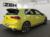 Gebraucht VW Golf VIII Style 301 PS (221 kW) 2024 Limonengelb metallic Limousine