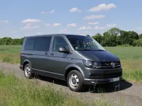 Gebraucht VW Multivan 150 PS (110 kW) 2019 Grau Van / Kleinbus