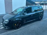 Gebraucht VW Touran 150 PS (110 kW) 2004 Schwarz Van / Kleinbus