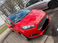 Gebraucht Ford Fiesta 101 PS (74 kW) 2015 Rot Kleinwagen