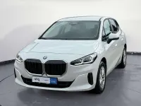 Gebraucht BMW 220 156 PS (114 kW) 2023 Alpinweiß uni Van / Kleinbus