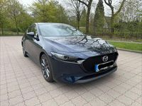 Używany Mazda 3 Selection 122 KM (89 kW) 2021 Niebieski Sedan/Limuzyna