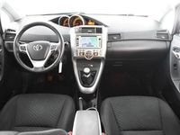 Gebraucht Toyota Verso Travel 147 PS (108 kW) 2012 Schwarz Van / Kleinbus