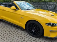 Gebraucht Ford Mustang GT 450 PS (330 kW) 2018 Gelb Cabrio