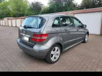 Gebraucht Mercedes B180 109 PS (80 kW) 2008 Braun Van / Kleinbus
