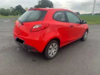 Gebraucht Mazda 2 Comfort 75 PS (55 kW) 2008 Rot Kleinwagen
