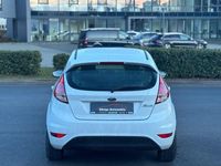 Gebraucht Ford Fiesta Trend 60 PS (44 kW) 2016 Weiß Limousine