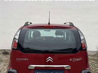 Gebraucht Citroën C3 Picasso Tendance 95 PS (69 kW) 2010 Rouge erytrhee/sanguine Van / Kleinbus