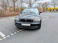 Gebraucht BMW 116 122 PS (89 kW) 2011 Schwarz Kleinwagen