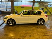 Gebraucht BMW 116 116 PS (85 kW) 2017 Weiß Kleinwagen