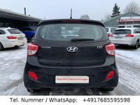 Gebraucht Hyundai i10 Edition 67 PS (49 kW) 2015 Schwarz Kleinwagen