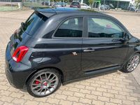 Gebraucht Abarth 695 180 PS (132 kW) 2023 Schwarz Kleinwagen