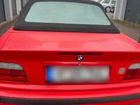 Gebraucht BMW 318 Cabriolet Basis 115 PS (84 kW) 1997 Rot Cabrio