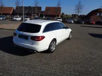 Gebraucht Mercedes C300e 194 PS (142 kW) 2019 Weiß Kombi
