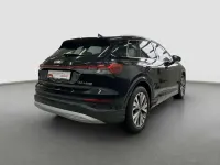Gebraucht Audi Q4 e-tron Comfort 219 kW (299 PS) 2023 Mythosschwarz metallic SUV