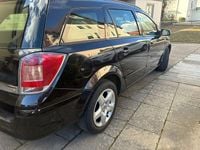 Gebraucht Opel Astra 116 PS (85 kW) 2007 Schwarz Kombi