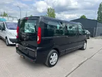 Gebraucht Opel Vivaro 145 PS (106 kW) 2010 Schwarz Van / Kleinbus