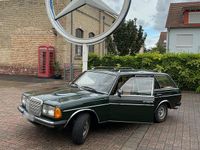 Gebraucht Mercedes 200 109 PS (80 kW) 1983 Grün Kombi